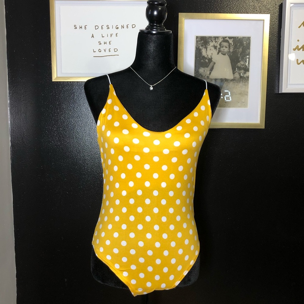 🟡⚪️🟡Polka Dot Leotard 🟡⚪️🟡